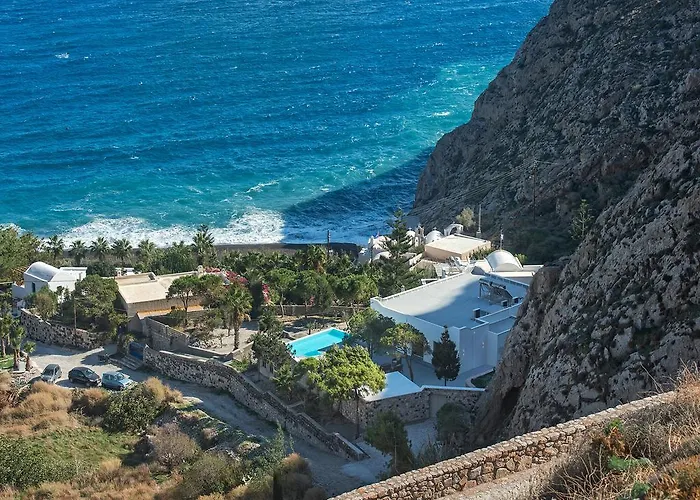 Adrali Kamari (Santorini)