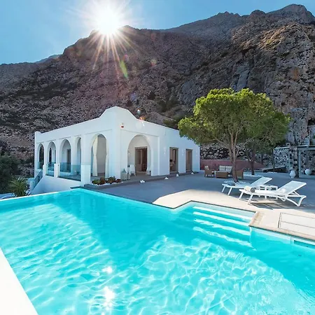 Villa Adrali *